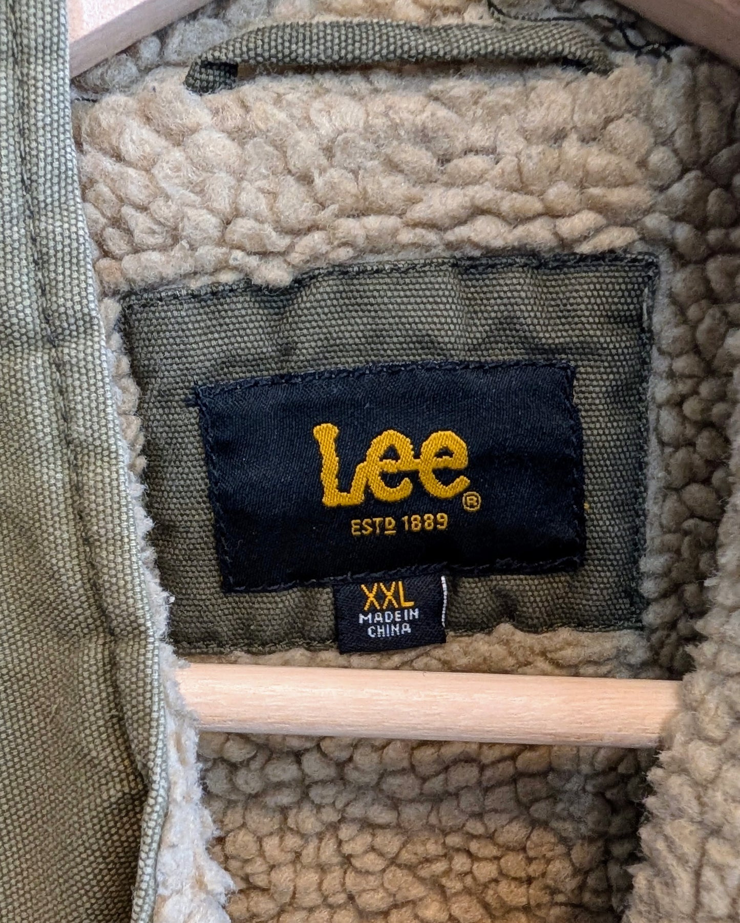 Lee Vest - Size XXL - Grade C