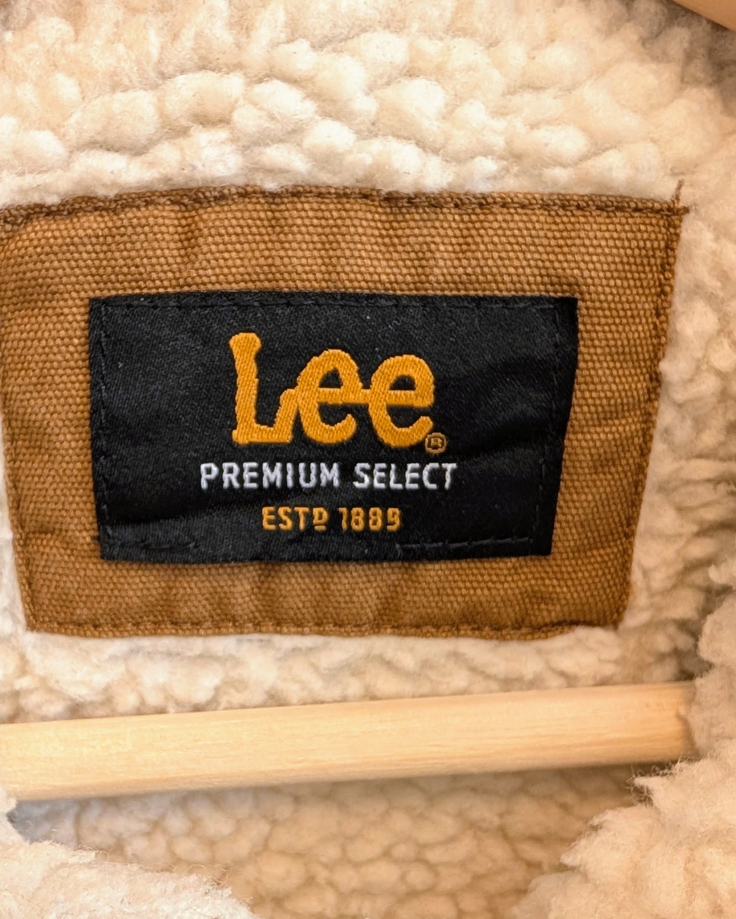 Lee Vest - Size L - Grade C