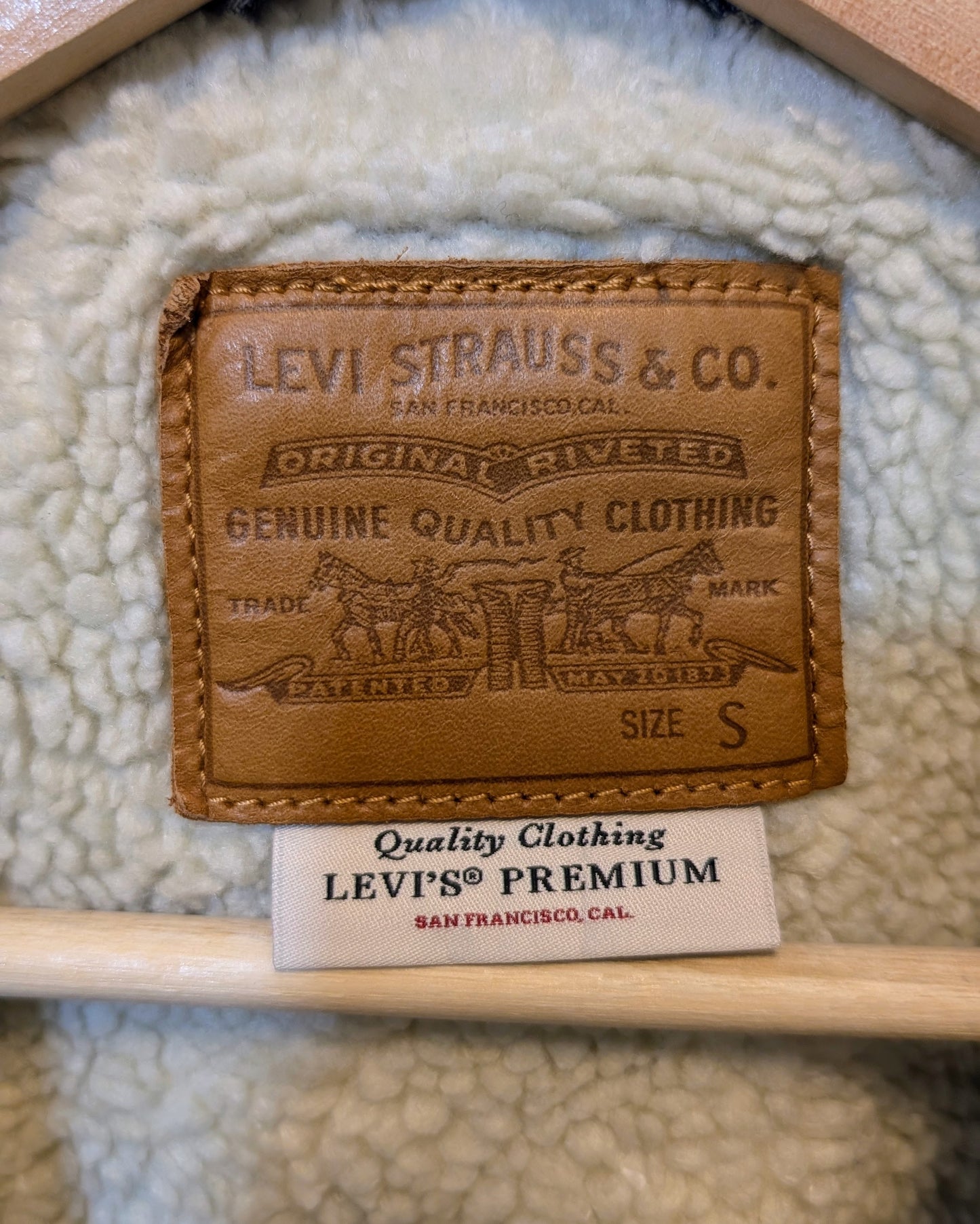 Levi's Sherpa Denim Jacket - Size S - Grade A