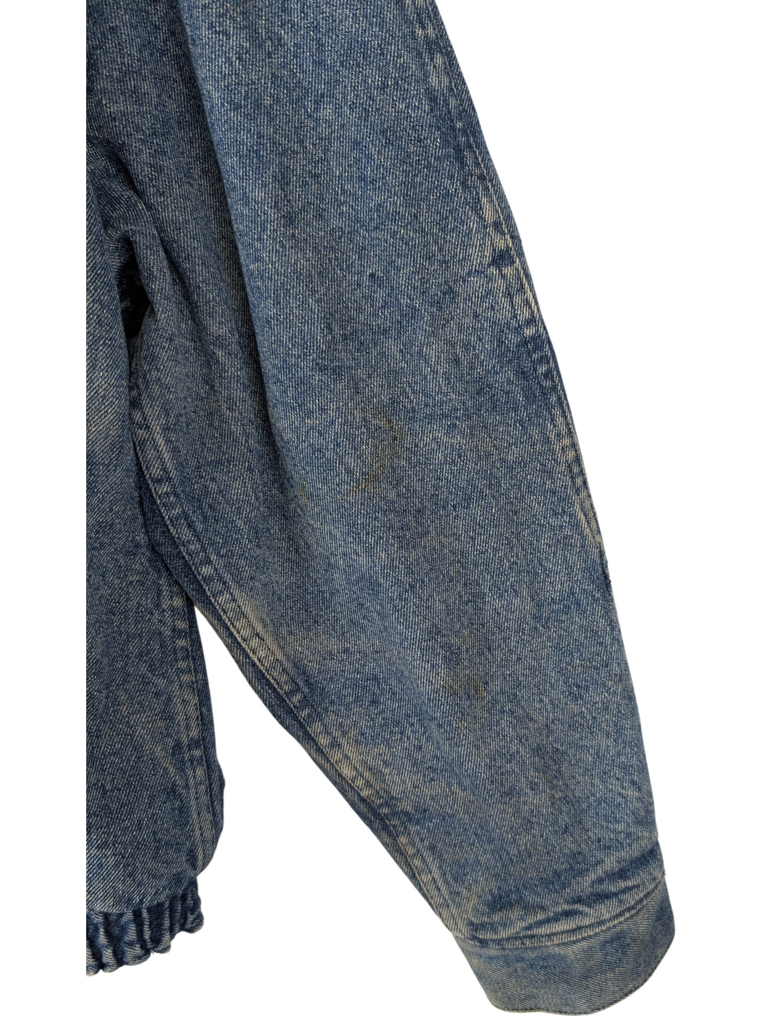 Vintage Levi’s Sherpa-Lined Denim Jacket – Size M